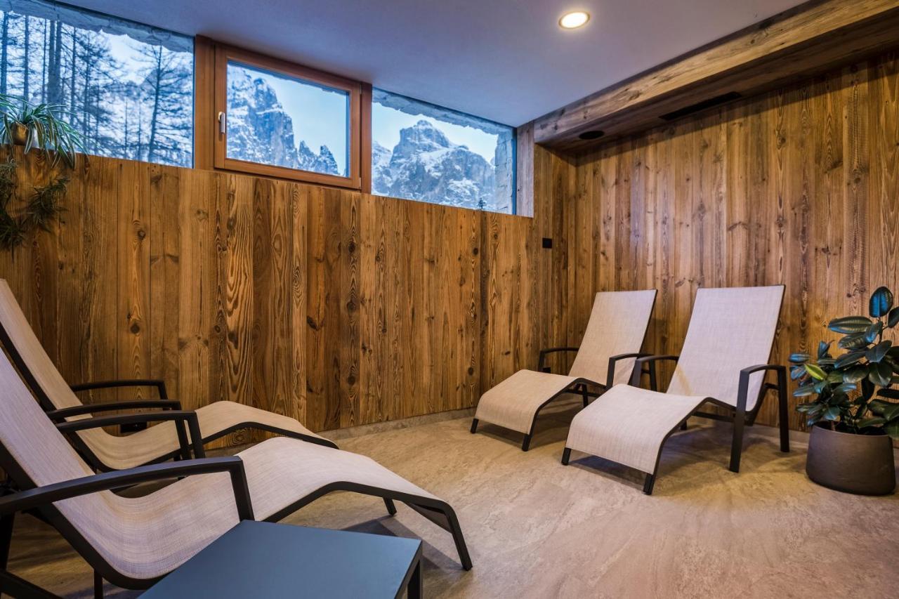 Garni Larix Hotell Colfosco Eksteriør bilde