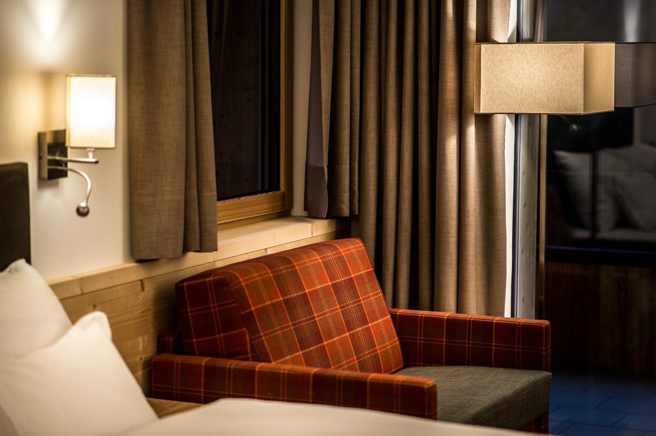 Garni Larix Hotell Colfosco Eksteriør bilde