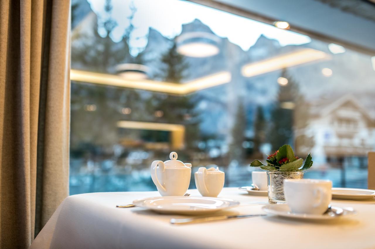 Garni Larix Hotell Colfosco Eksteriør bilde